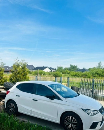 Seat Ibiza cena 33500 przebieg: 111000, rok produkcji 2018 z Oława małe 154